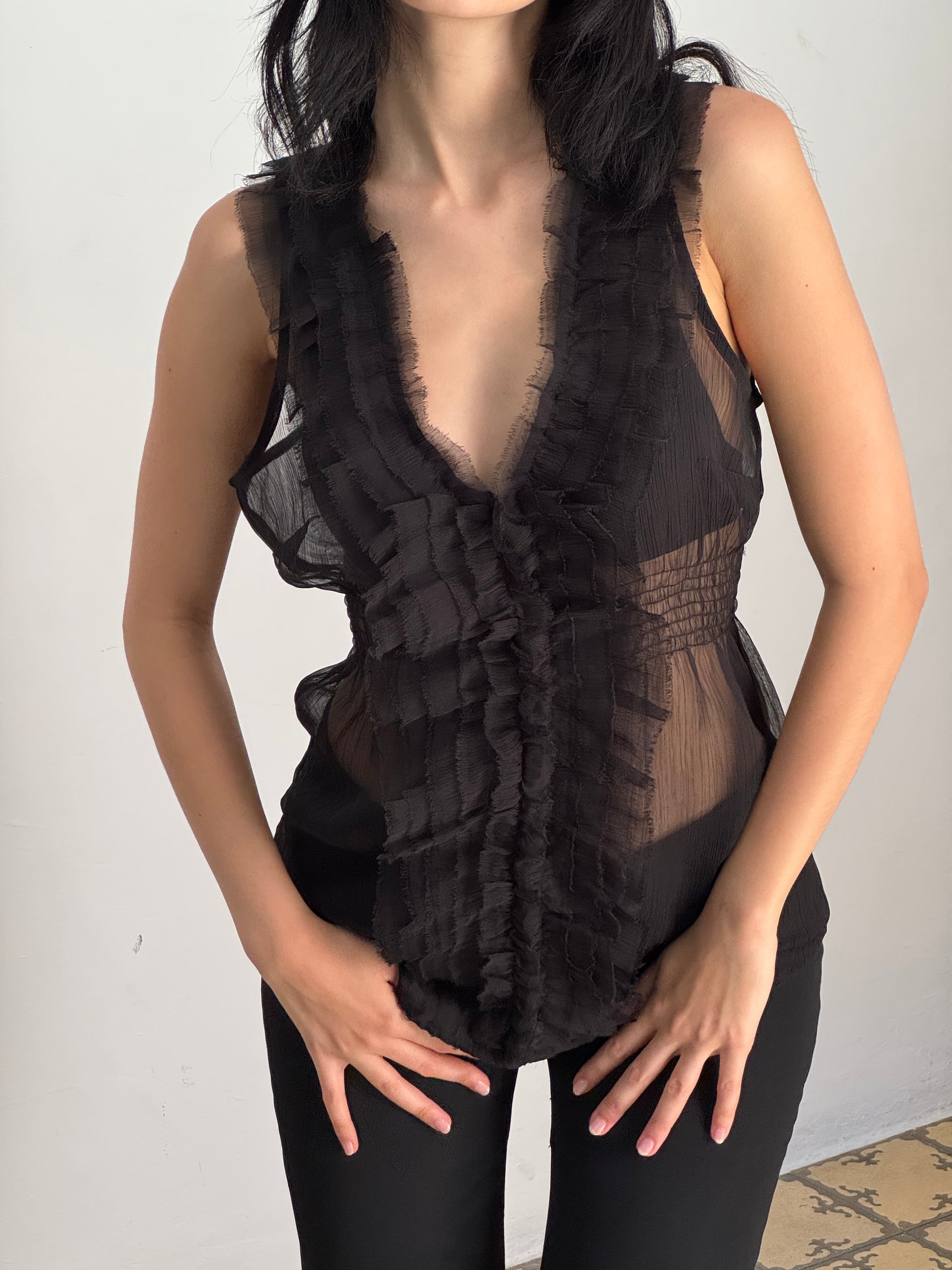 GUESS TOP