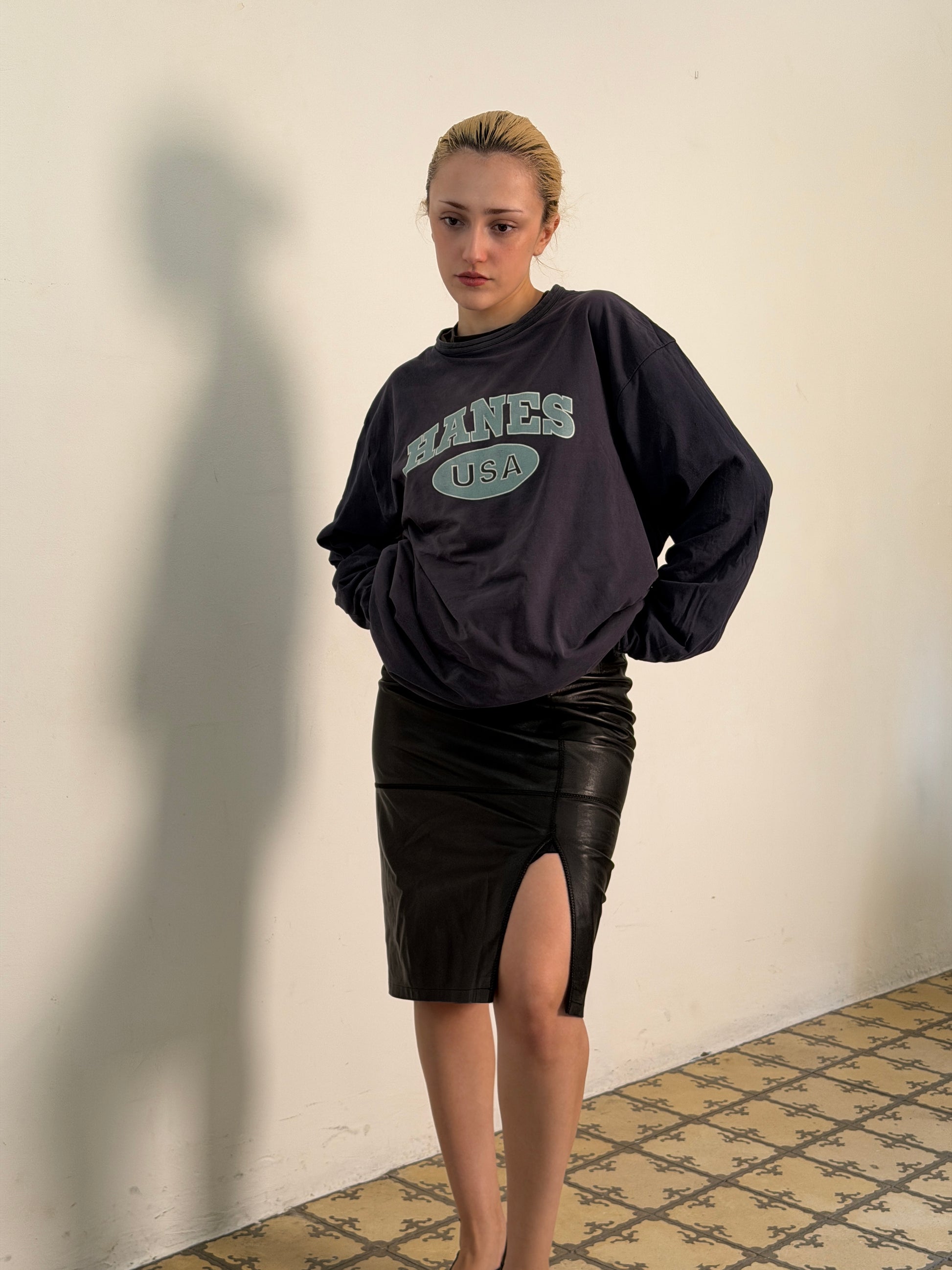 hanes longsleeve tshirt