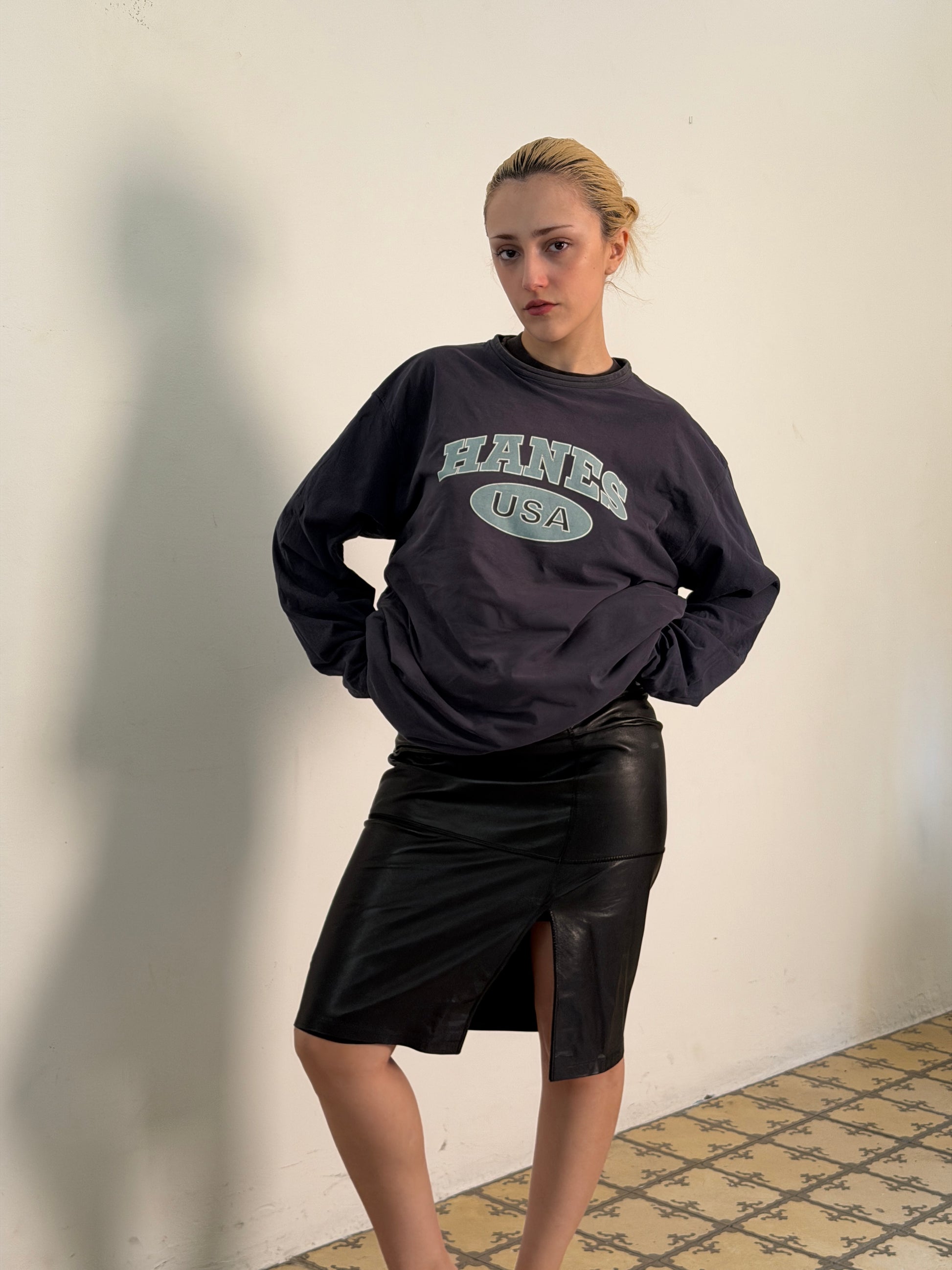 hanes longsleeve tshirt