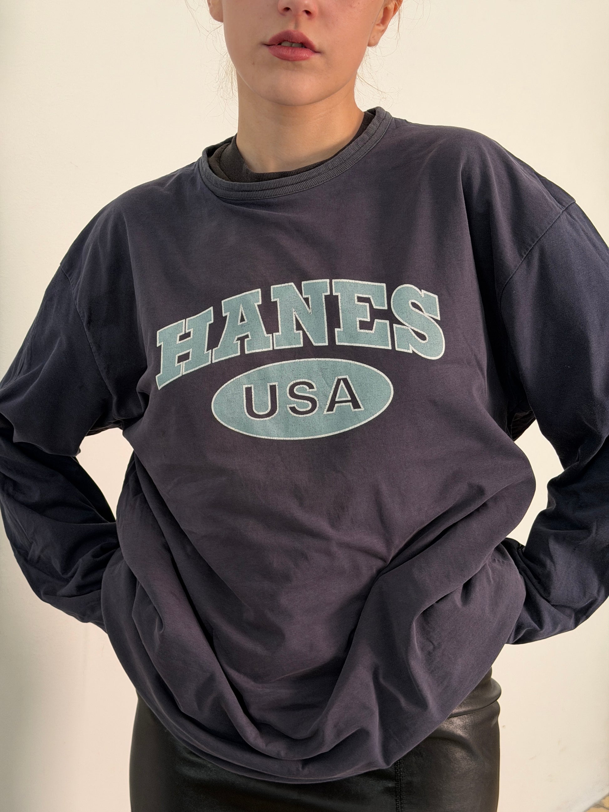 hanes longsleeve tshirt