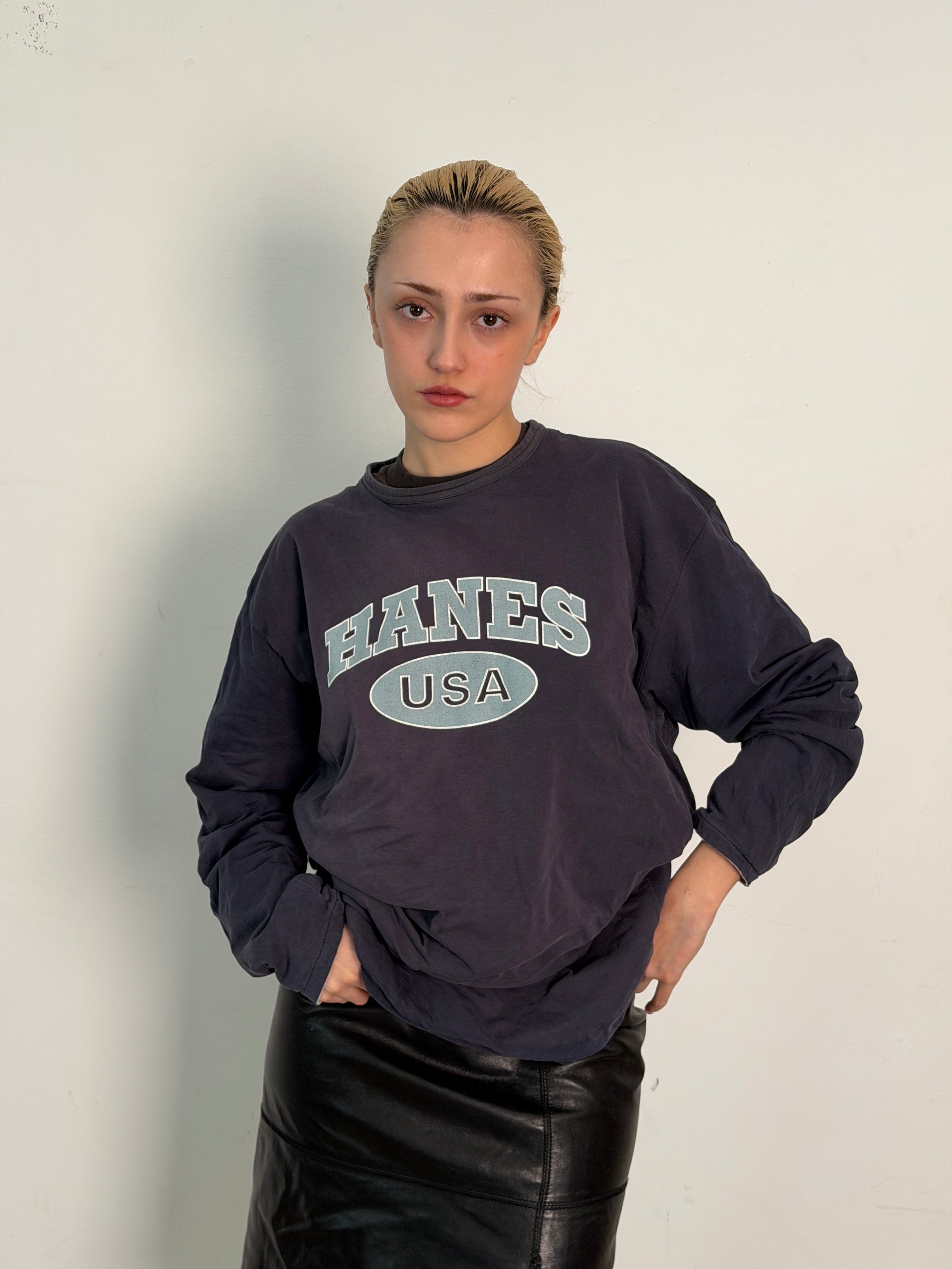 hanes longsleeve tshirt